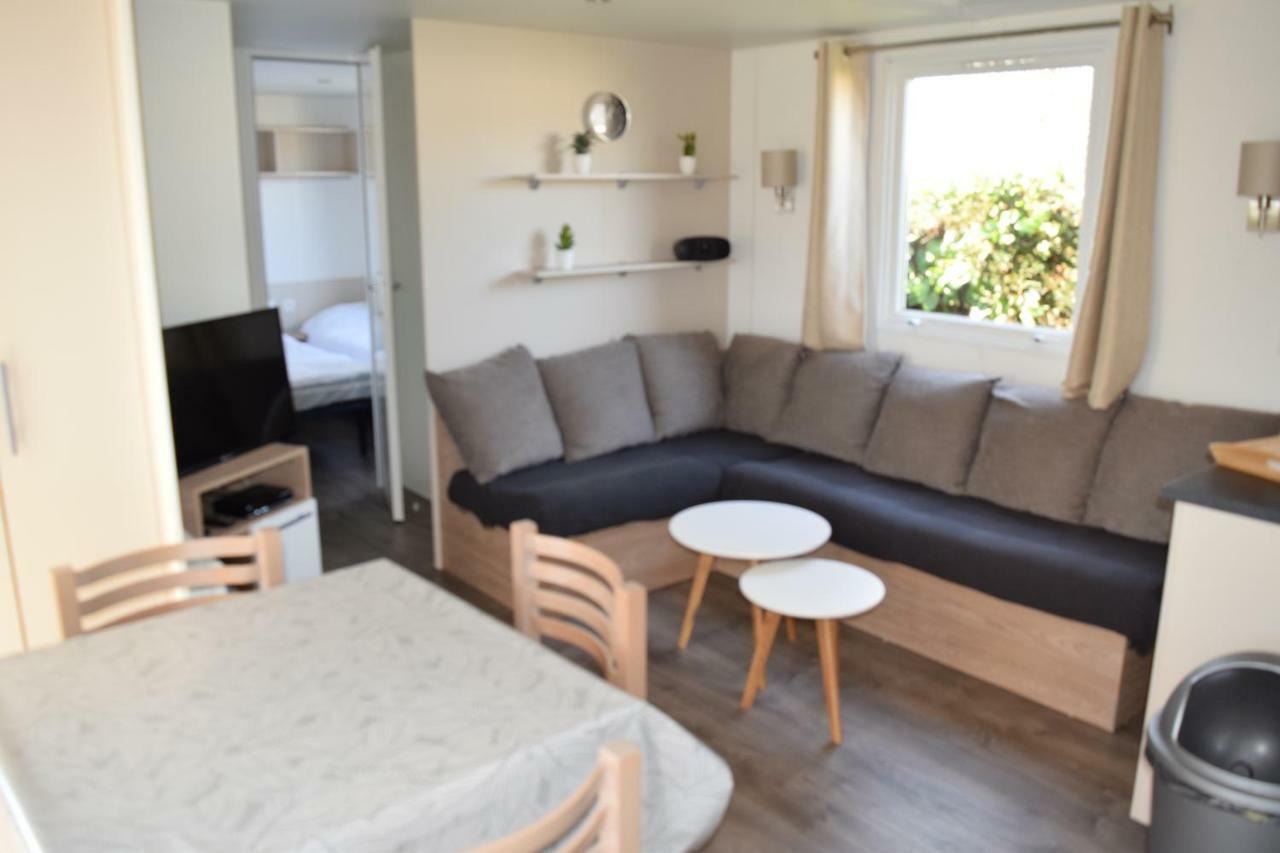 Mobilhome Les Mathes Bagian luar foto